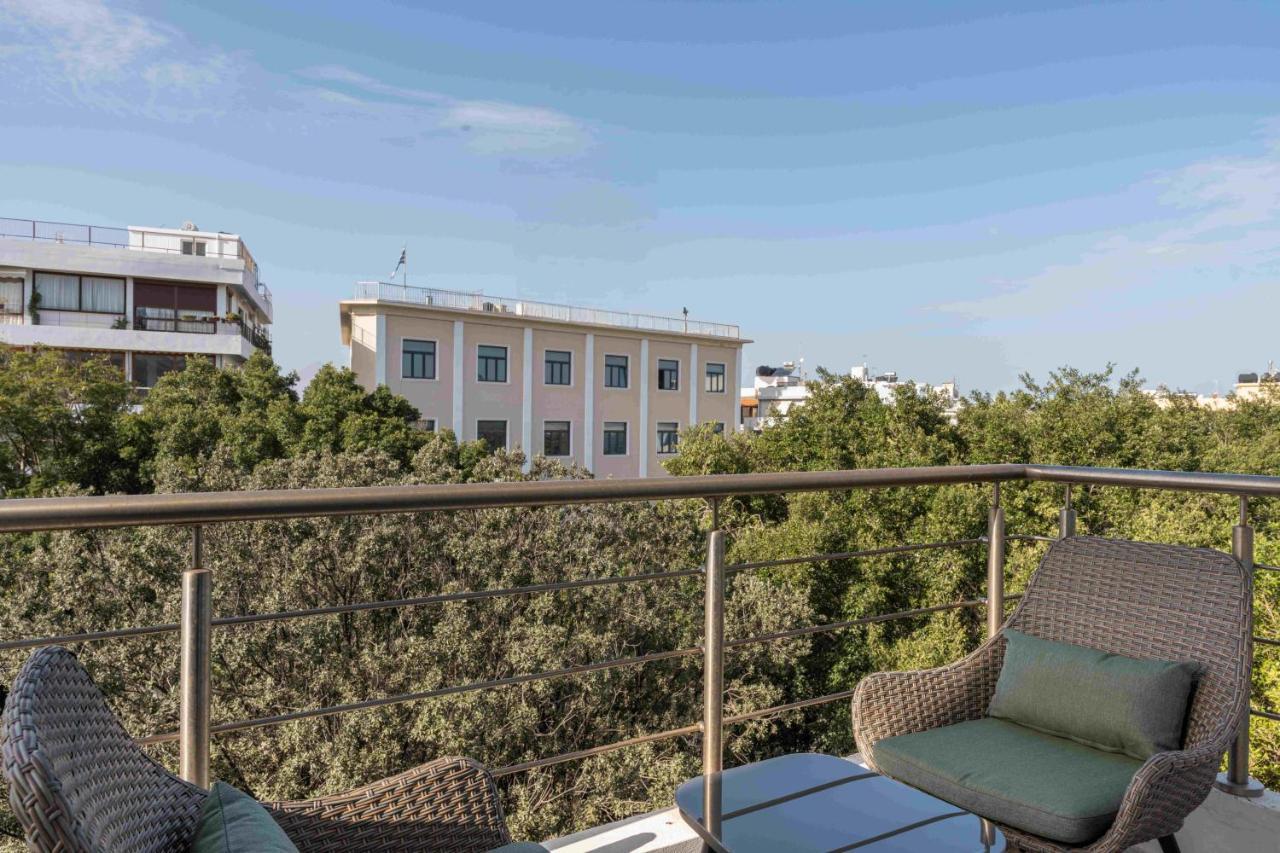 Phaedrus Living: Heraklion City View Flat Екстериор снимка