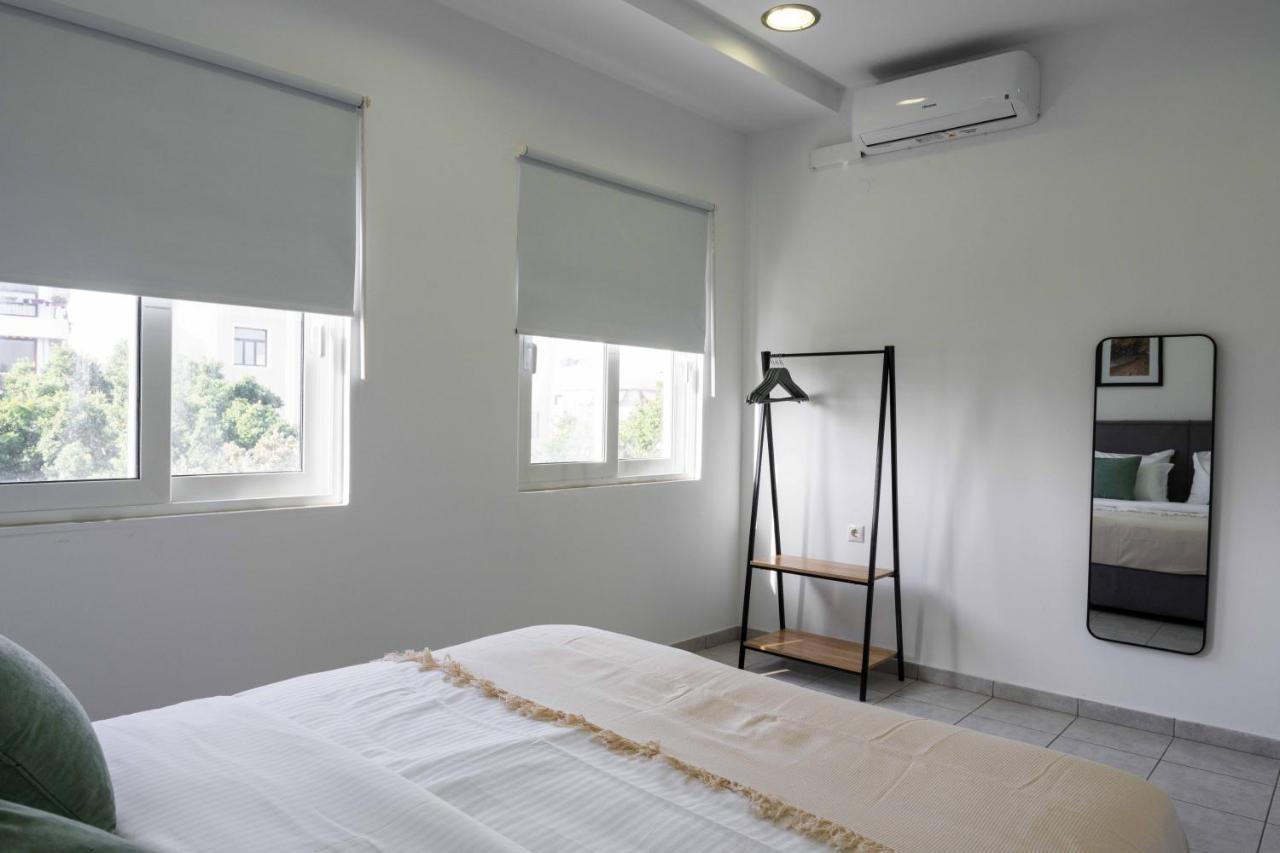 Phaedrus Living: Heraklion City View Flat Екстериор снимка